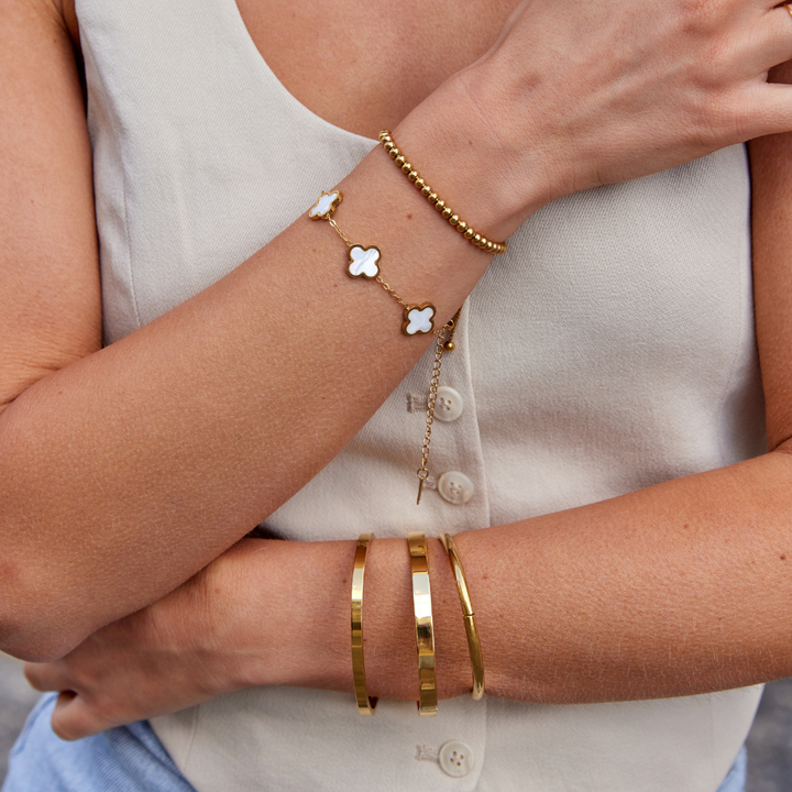 Lily Gold Bracelet